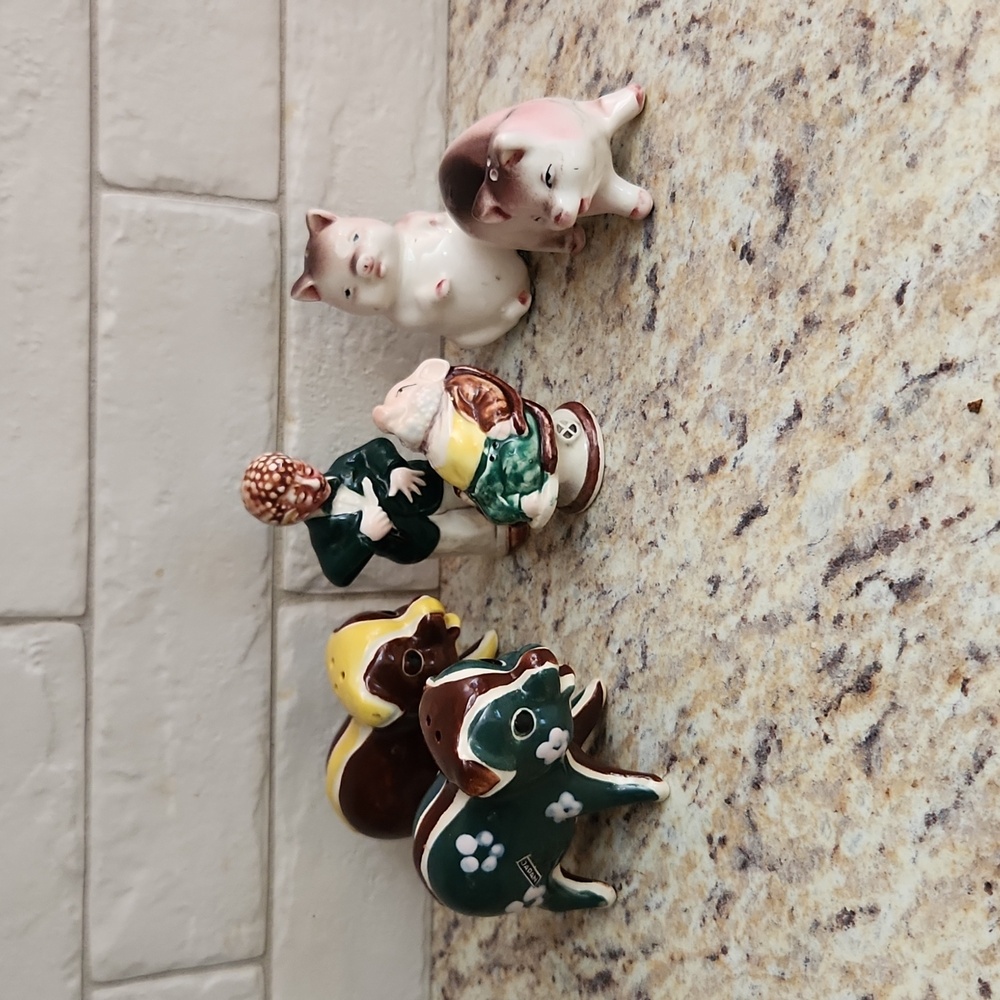 Vintage Collectible Pig Salt and Pepper Shakers Made In Japan Collection